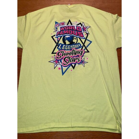 World Cup Shooting Stars Cheer Tee Bright Yellow Graphic T-Shirt - Picture 3 of 4